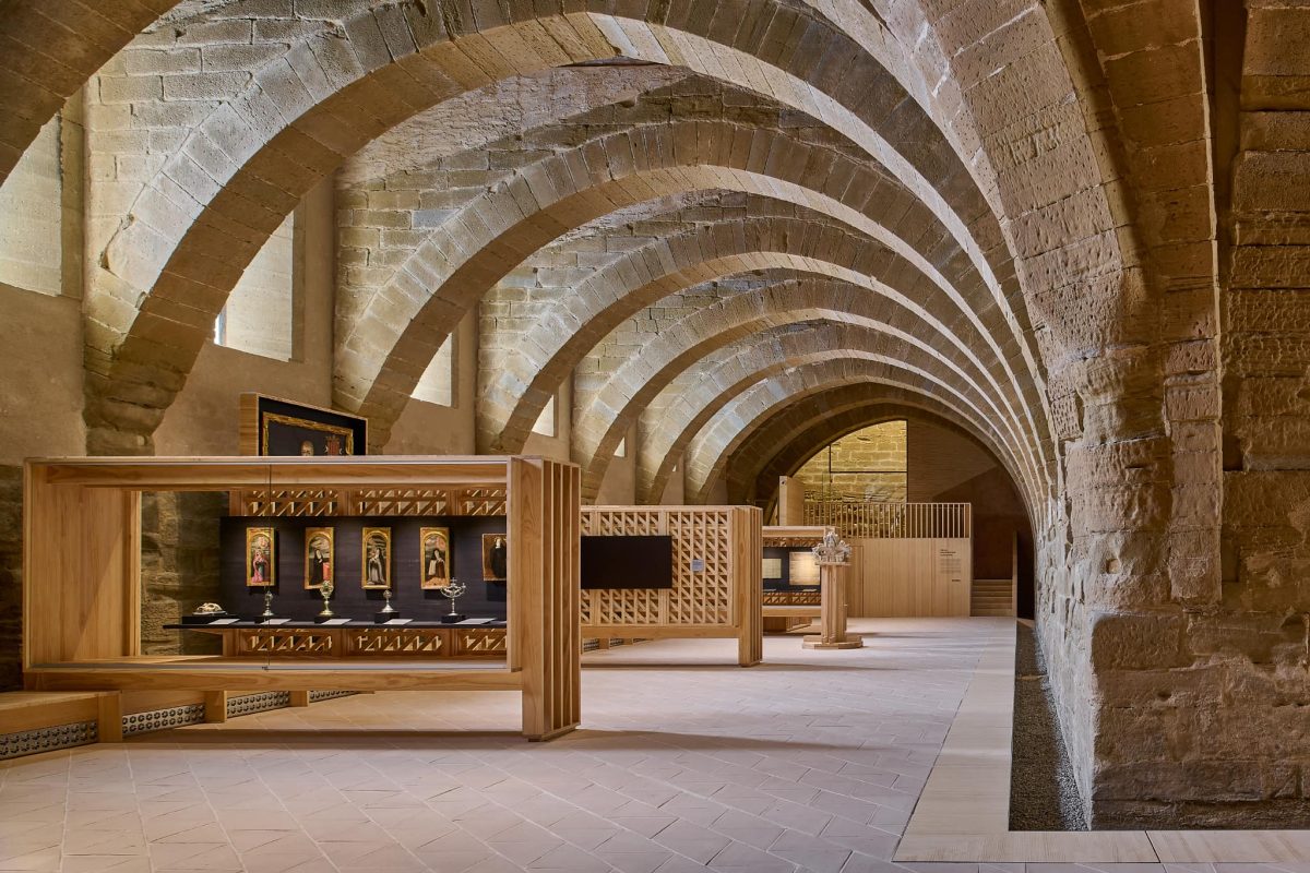 ADECUACIÓN DE ESPACIOS DORMITORIO EN SANTA MARIA DE SIJENA